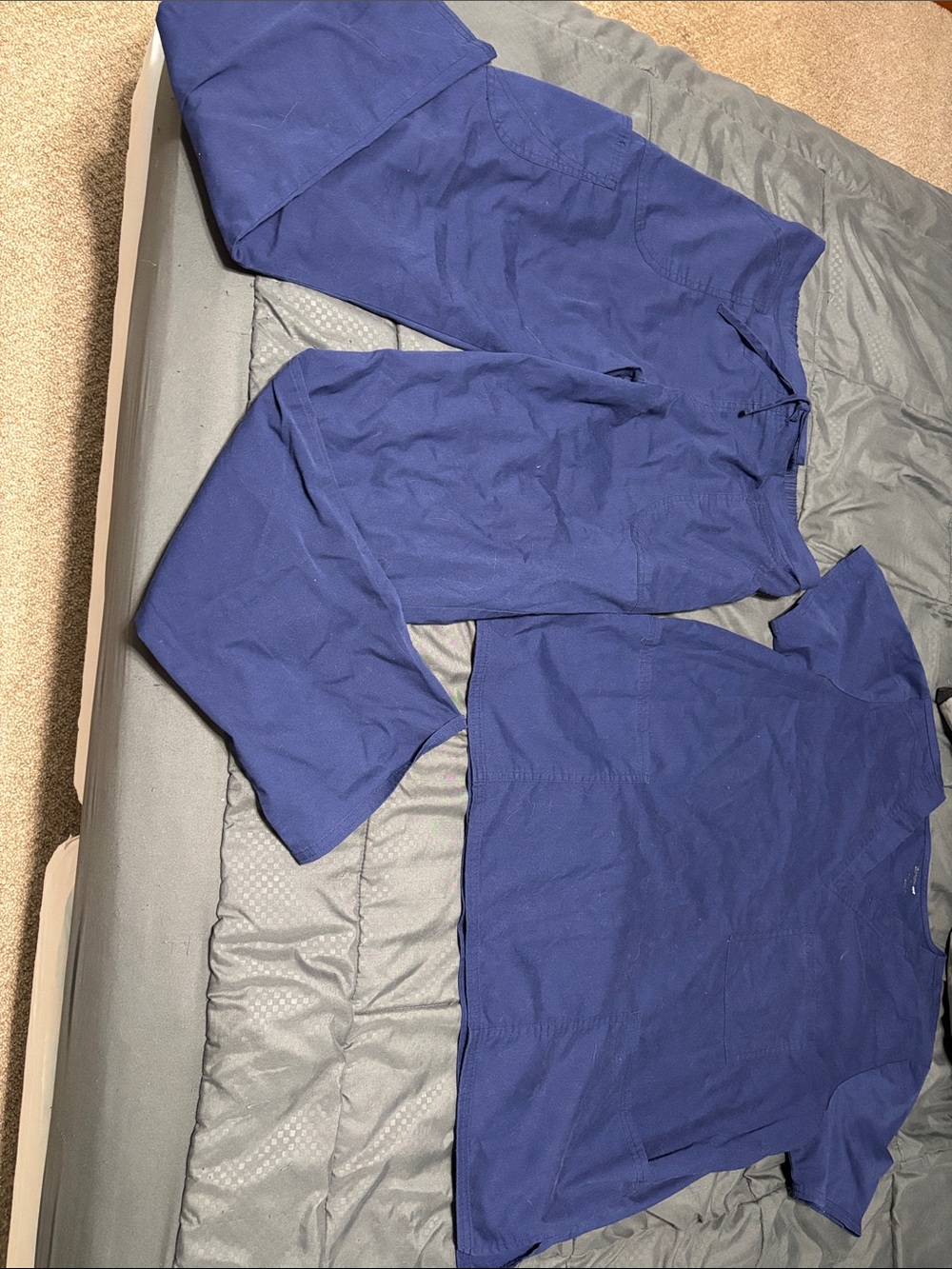 Women’s scrub outfit uniform